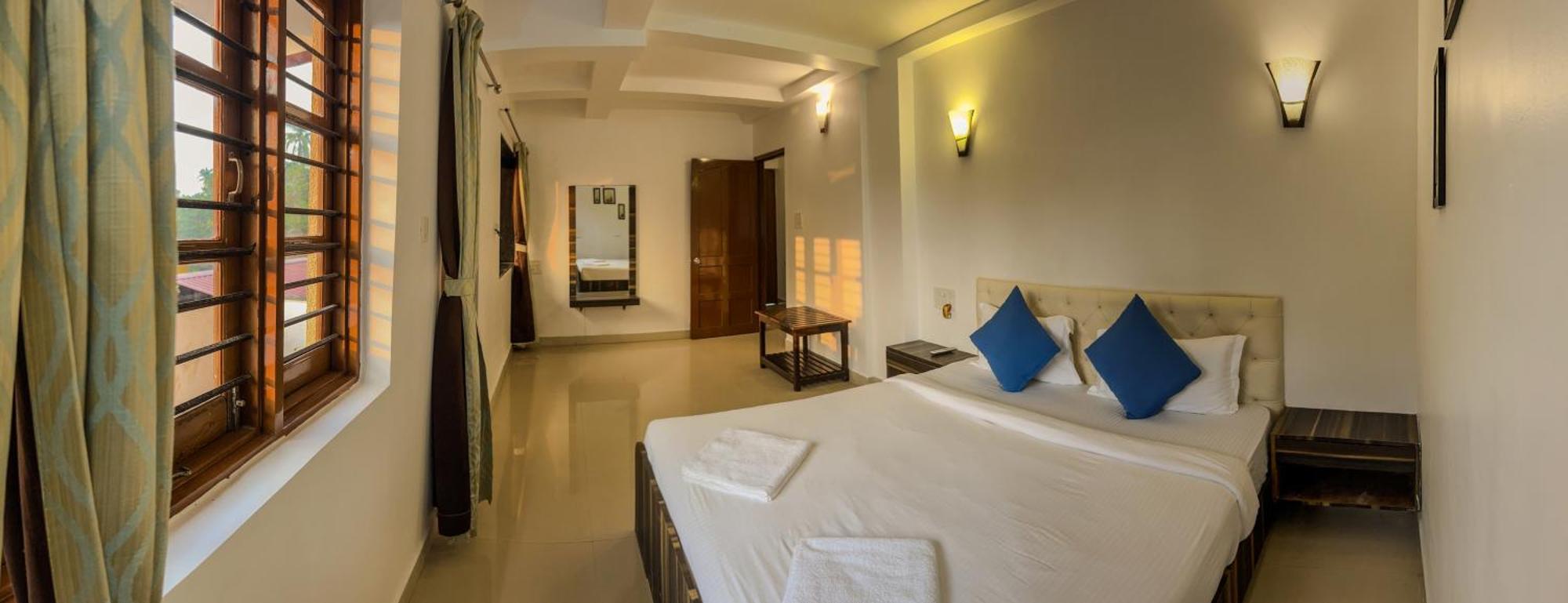 Hotel La Costa Residency Anjuna Esterno foto