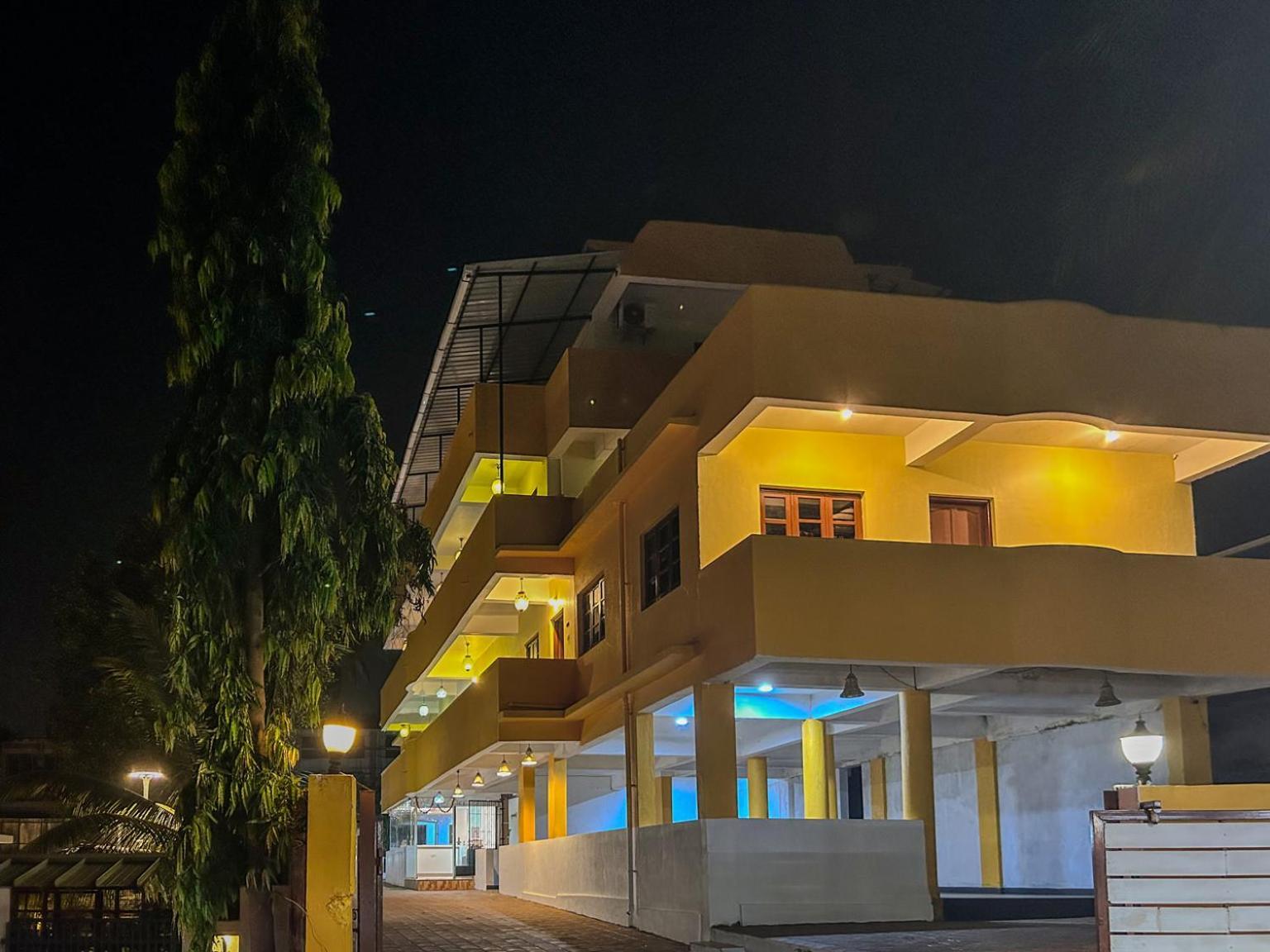 Hotel La Costa Residency Anjuna Esterno foto