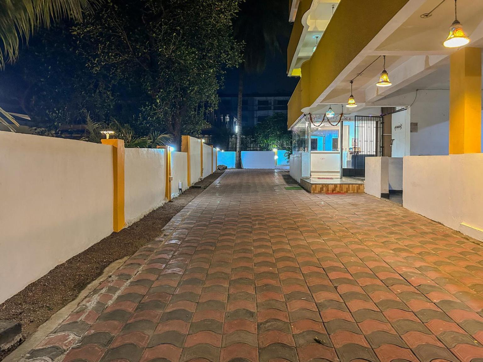 Hotel La Costa Residency Anjuna Esterno foto